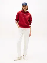 Buzo con capucha rojo de Tommy Hilfiger, con logo bordado en el pecho y cordones ajustables.