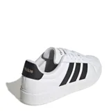 Championes Adidas Streettalk blancos con las tres tiras laterales en negro y logo dorado en la lengüeta.