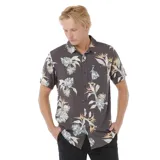 Camisa de manga corta con estampado floral, cuello clásico y bolsillo en el pecho.