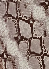 Falda midi de corte recto con estampado de piel de serpiente y cintura elástica.