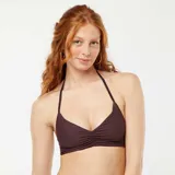 Sujetador de bikini con estampado de leopardo en tonos marrones y negros, con tirantes finos que se atan al cuello y a la espalda.