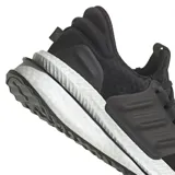 Championes Adidas X PLRBOOST negros con entresuela BOOST blanca y detalles en negro.