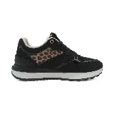 Zapatillas deportivas Osada en tonos beige y marrón, con detalles en cuero sintético y malla.