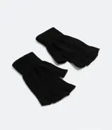 Par de guantes negros tejidos, sin dedos y con puño acanalado.