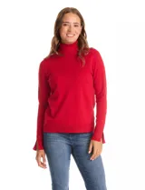 Polera tejida en hilado fino color verde oscuro, de manga larga con tajo en el puño y cuello alto.