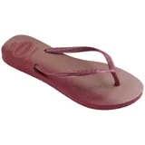 Ojotas Havaianas Slim Gloss con base color rosa nude y tiras finas color rosa chicle.