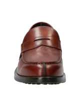 Mocasín negro de cuero con plantilla de cuero y suela de goma.