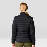 Campera negra con capucha, de pluma de 650 cuins y capa exterior Pertex® Quantum resistente a la intemperie.
