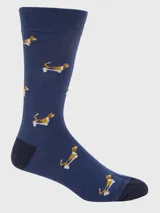 Medias de largo medio color azul marino con estampado repetitivo de perro Basset Hound en tonos blanco y marrón/naranja. Poseen puño suave (Comfort Cuff) y refuerzo en talón y puntera de color azul oscuro liso.