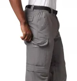 Pantalón de senderismo convertible en short, color negro, con cinturón marrón y múltiples bolsillos.
