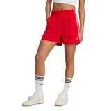 Short deportivo Adidas Firebird color rojo con tres tiras blancas laterales y logo bordado.