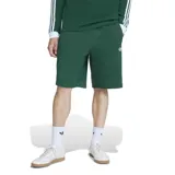 Short Adidas de hombre, color verde oscuro, con logo de Adidas en la pierna izquierda.