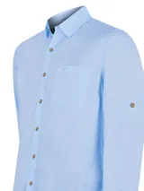 Camisa casual de hombre RKF Galiton, color amarillo claro, de manga larga ajustable con botones de madera. Confeccionada en popelina 100% algodón orgánico, con bolsillo de pecho con logo bordado y protección UV 20+.