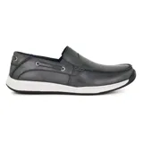 Zapato casual marrón de cuero, estilo mocasín, con elásticos laterales y suela de goma color beige.