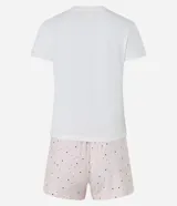 Pijama de dos piezas, compuesto por una remera blanca de manga corta con estampa de surf y un short rosa con lunares negros y cintura elástica.