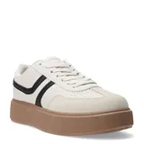 Zapatillas deportivas color beige con plataforma marrón y detalles en negro.