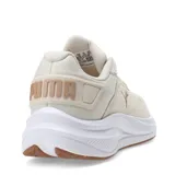 Championes Puma Skyrocket Lite 2 Alt color beige con detalles en marrón.