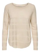 Sweater de punto color beige con cuello redondo y mangas largas con hombros caídos.