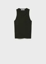 Musculosa verde oscuro de punto canalé con ribetes en contraste.