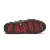 Zapatillas Caterpillar Crail Sport Low color marrón con detalles en rojo y negro. Capellada de nobuk engrasado, forro de malla de nylon suave y transpirable, plantilla de espuma acolchada, entresuela de EVA duradera y ligera, y suela de goma para mayor tracción.