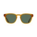 Lentes de sol con montura cuadrada color miel, fabricados en madera y eco acetato, con lentes verdes.