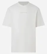 Remera masculina color crudo de algodón grueso, corte relaxed, cuello redondo, manga corta y estampa frontal con lettering y mapa.