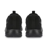 Zapatilla negra para running y training, con suela ligera y diseño moderno.