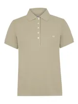 Remera tipo polo color beige de piqué con cuello camisero, manga corta y logo de pato bordado.