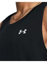 Musculosa deportiva Under Armour Launch Singlet negra con logo blanco en el pecho.