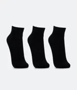 Kit de tres pares de medias deportivas negras de caña corta con suela de rizo.