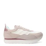 Championes Topper Temple color beige con detalles en blanco y suela alta.