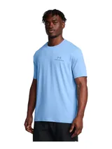 Remera deportiva verde militar de manga corta, con logo de Under Armour estampado en el pecho.