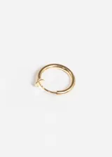 Aro piercing de acero quirúrgico plateado, sin perforación, con cierre retráctil. Precio por unidad.