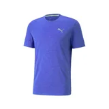 Remera deportiva Puma Run Favorite Heather de poliéster color violeta jaspeado, con cuello redondo y logo estampado en el pecho.