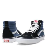 Championes de caña alta Vans SK8-Hi, con capellada de lona y gamuza en colores azul y negro, con la clásica sidestripe blanca en los laterales.