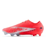 Championes de fútbol New Balance Furon Elite V8, color coral con detalles en plateado y azul marino.