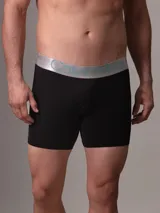 Pack de tres bóxer negros Calvin Klein de microfibra con cintura elástica plateada con el logo de la marca.