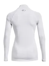 Remera deportiva blanca de manga larga con cuello alto y logo de Under Armour en el cuello.