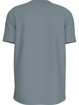 Remera celeste de algodón con logo pequeño de Calvin Klein Jeans estampado en el pecho.