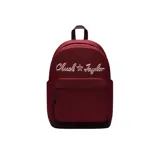 Mochila color bordó con logo "Chuck Taylor" bordado en blanco. Tiene un compartimento principal con cierre, un bolsillo frontal con cierre y un asa de mano en la parte superior.