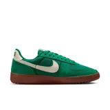 Championes Nike Field General SE color verde con detalles en blanco y suela marrón.