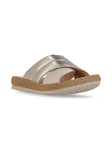 Sandalia baja de estilo informal con tiras de cuero combinadas, plantilla acolchonada y suela flexible.