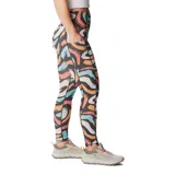 Calza deportiva negra de tiro alto, confeccionada en poliéster reciclado y elastano, con tecnología Omni-Wick™ y bolsillo lateral en la pierna.