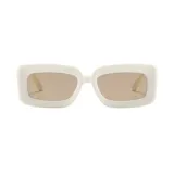 Lentes de sol rectangulares con marco grueso color crema y lentes marrones.
