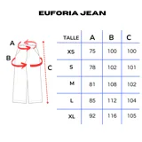 Jean de mezclilla color negro lavado, corte ancho y holgado, caracterizado por costuras diagonales pronunciadas en la parte delantera de las piernas que crean un efecto de paneles o cortes asimétricos.