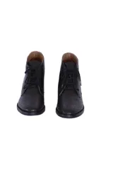 Botines negros de cuero con estampado de escamas, cordones y tacón bloque de 6 cm.