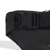 Riñonera Adidas Ultramodern negra con logo estampado en el frente y correa ajustable.
