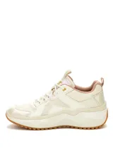 Zapatillas Caterpillar Hasten Mesh color beige con detalles en rosa y suela marrón.