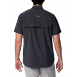 Camisa de manga corta color gris oscuro, con cierre de botones frontal, dos bolsillos en el pecho (uno con cierre de cremallera y otro con velcro), ventilación en la espalda y tecnología Omni-Shade™ Broad Spectrum UPF 50 y Omni-Wick™.