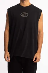 Musculosa azul con efecto gastado y logo estampado en el pecho.